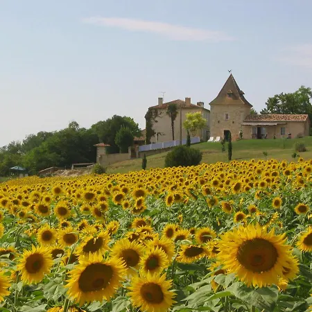 Les De Peyrouton: Le Pigeonnier Et La Borde Ferienhaus *